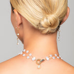 Très Chic gold pearl choker necklace back styling