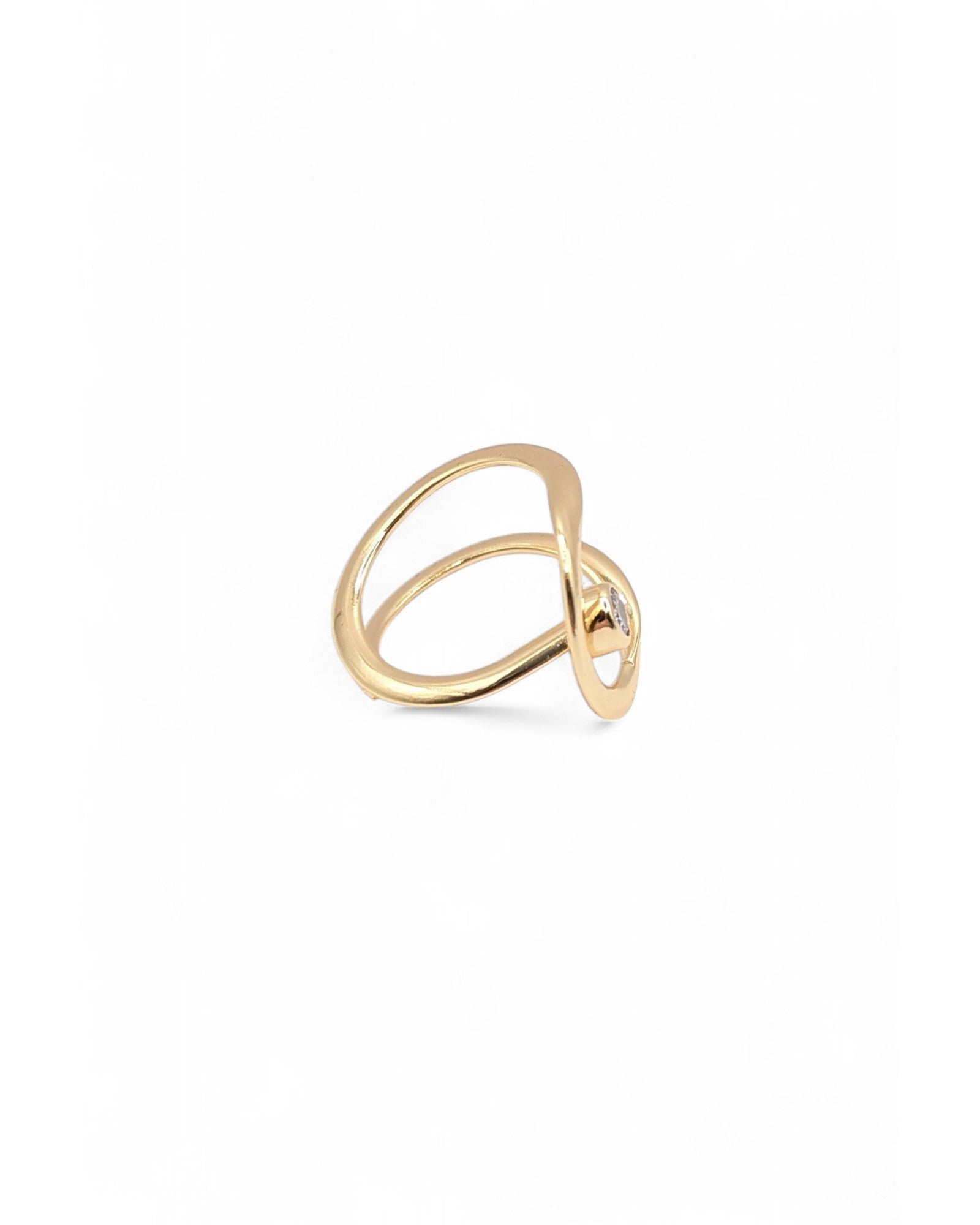  Side angle of Stellar gold ring showing open wrap design